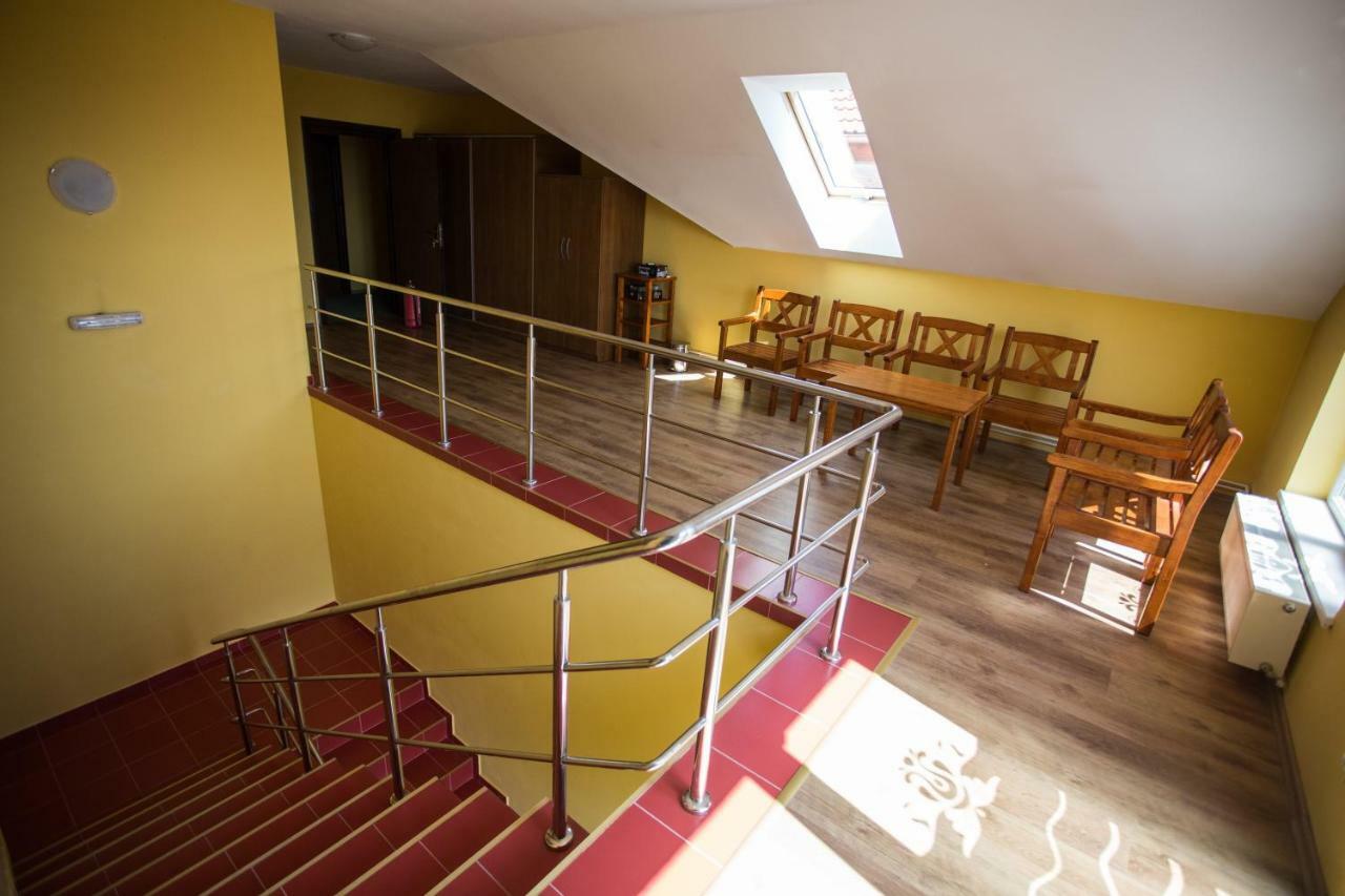 Camere De Inchiriat Hatuica Exteriér fotografie