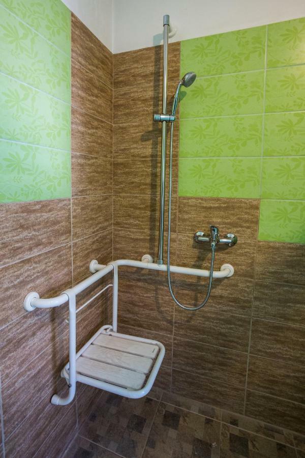 Camere De Inchiriat Hatuica Exteriér fotografie